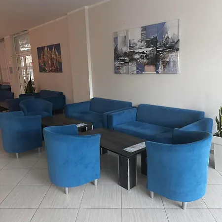 Apartment студио 310 на първа линия *