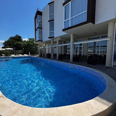 студио 310 на първа линия Apartment *