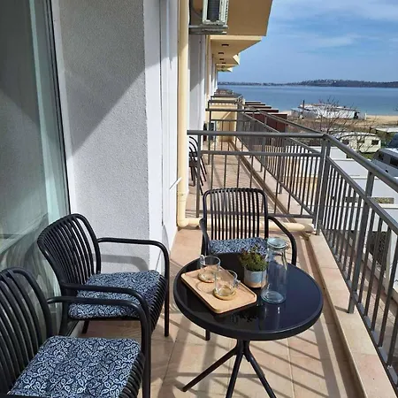 Apartment студио 310 на първа линия Chernomorets