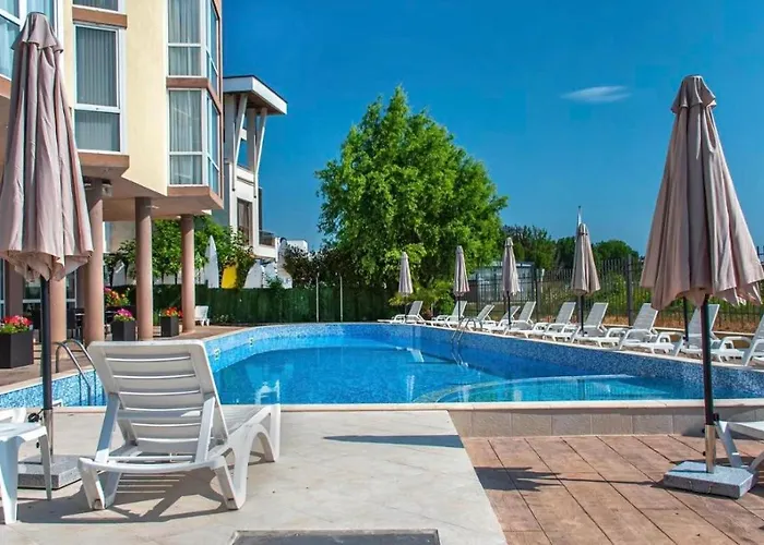 студио 310 на първа линия *