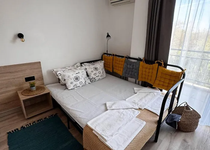 студия 310 и 312 на първа линия *